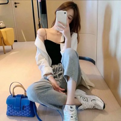 云端男女